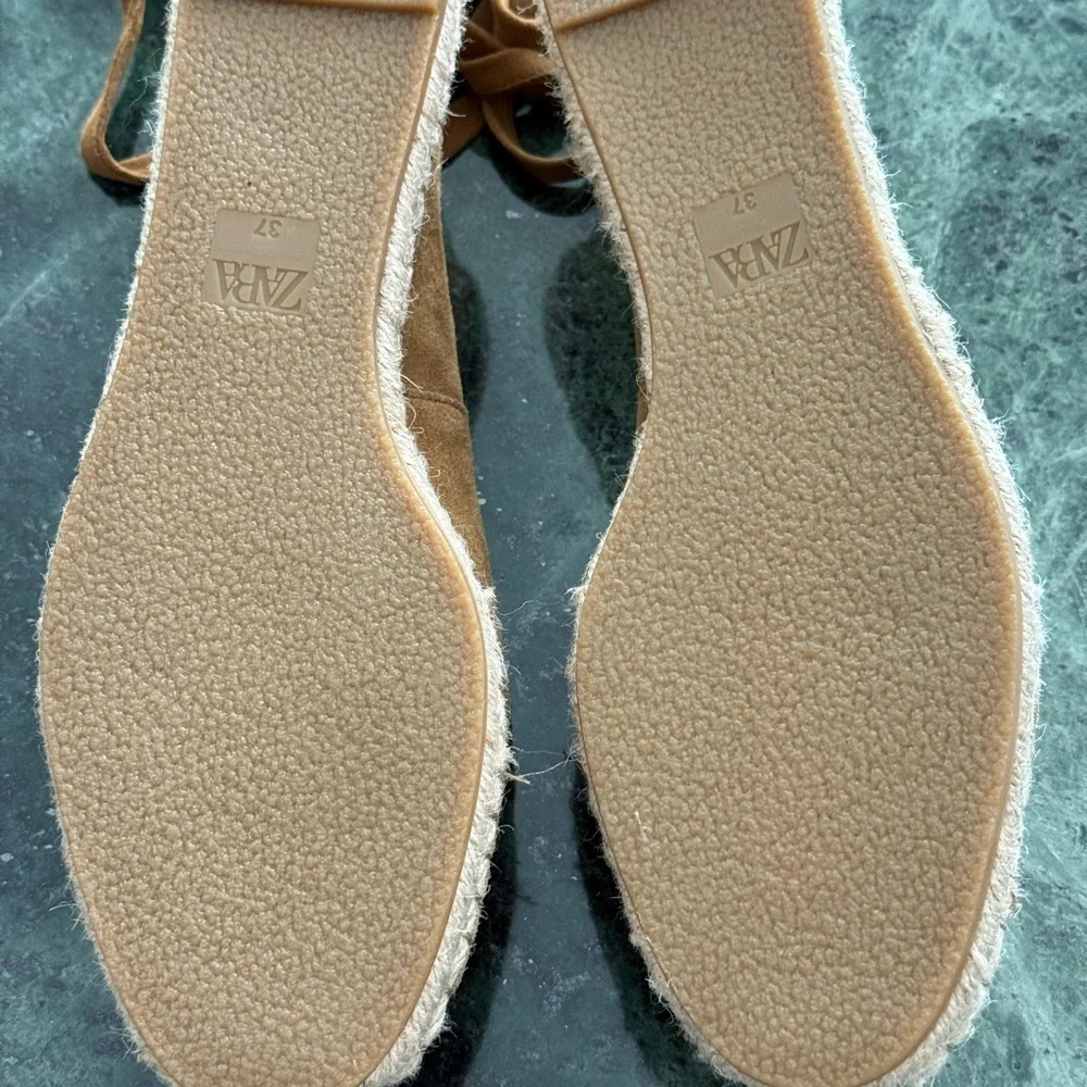 Zara NWOT Suede Lace-up Espadrilles